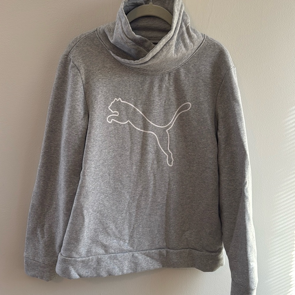 Puma sweatshirt